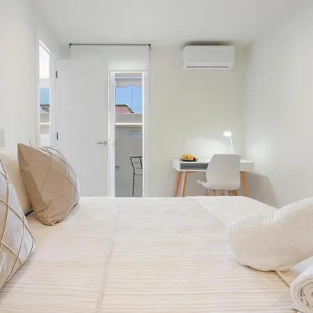 Apartamento Estilo Urbano En Centro - Marbelsun 5 8 Marbella