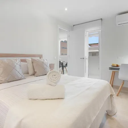 Apartamento Estilo Urbano En Centro - Marbelsun 5 8 * Marbella